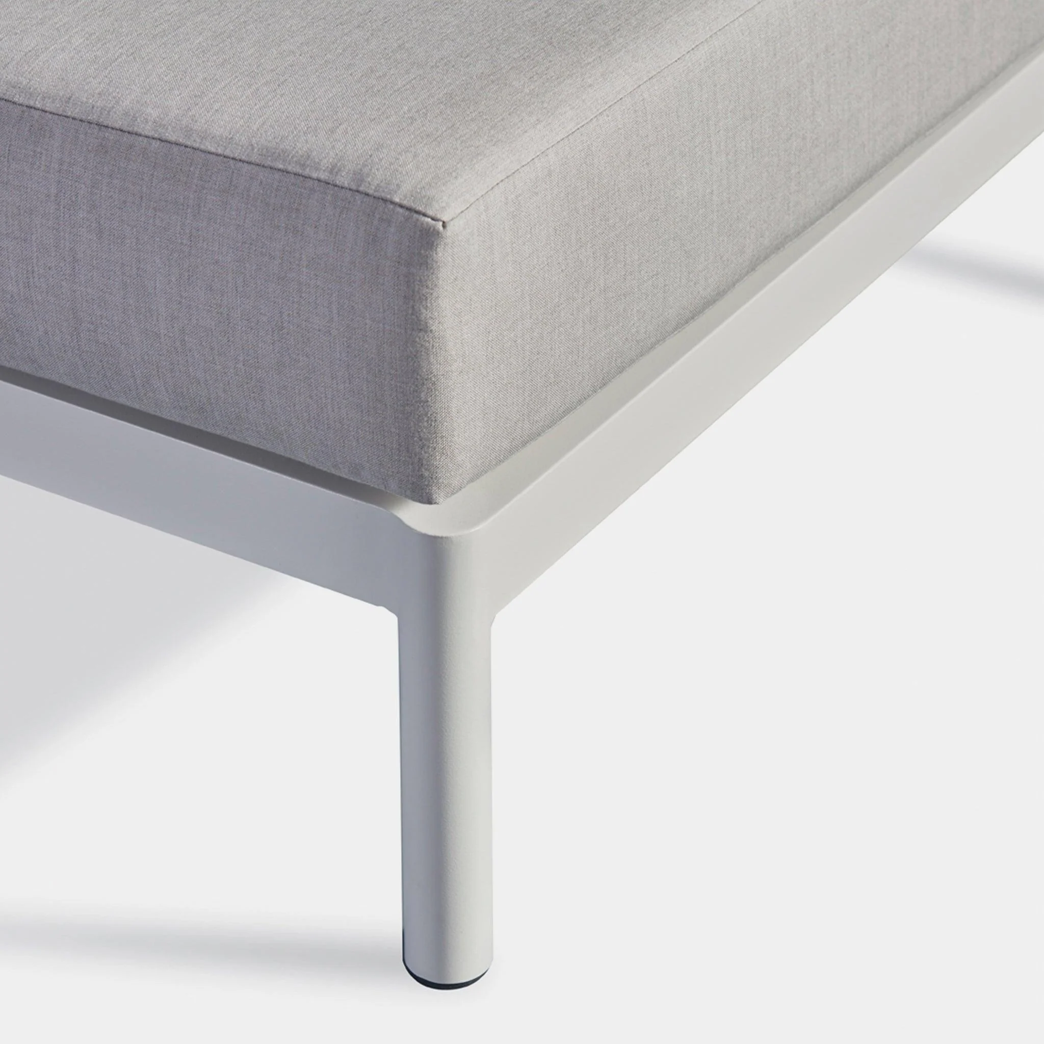Breeze Xl Chaise Right - Image 14