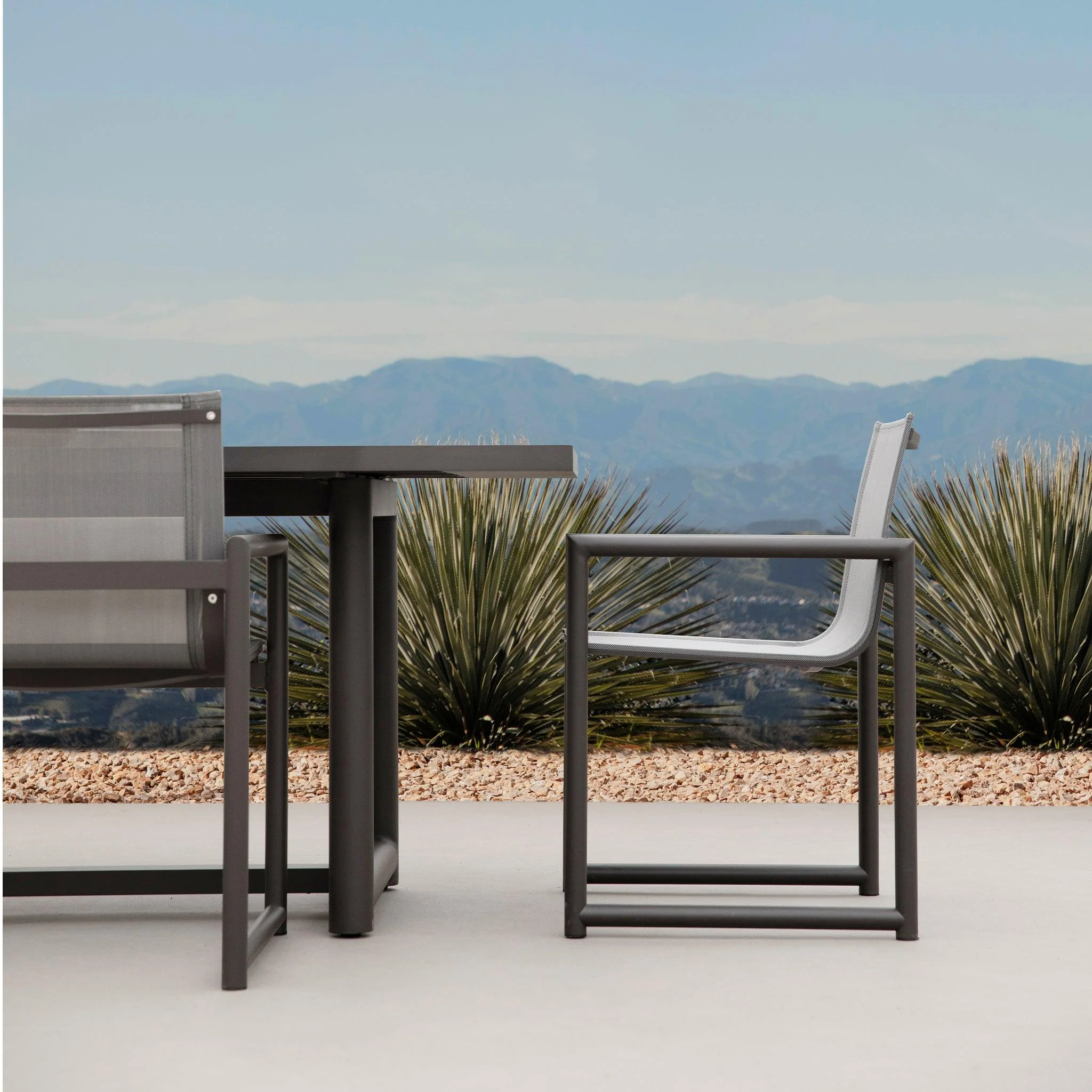 Breeze Xl Dining Table 102" - Image 6