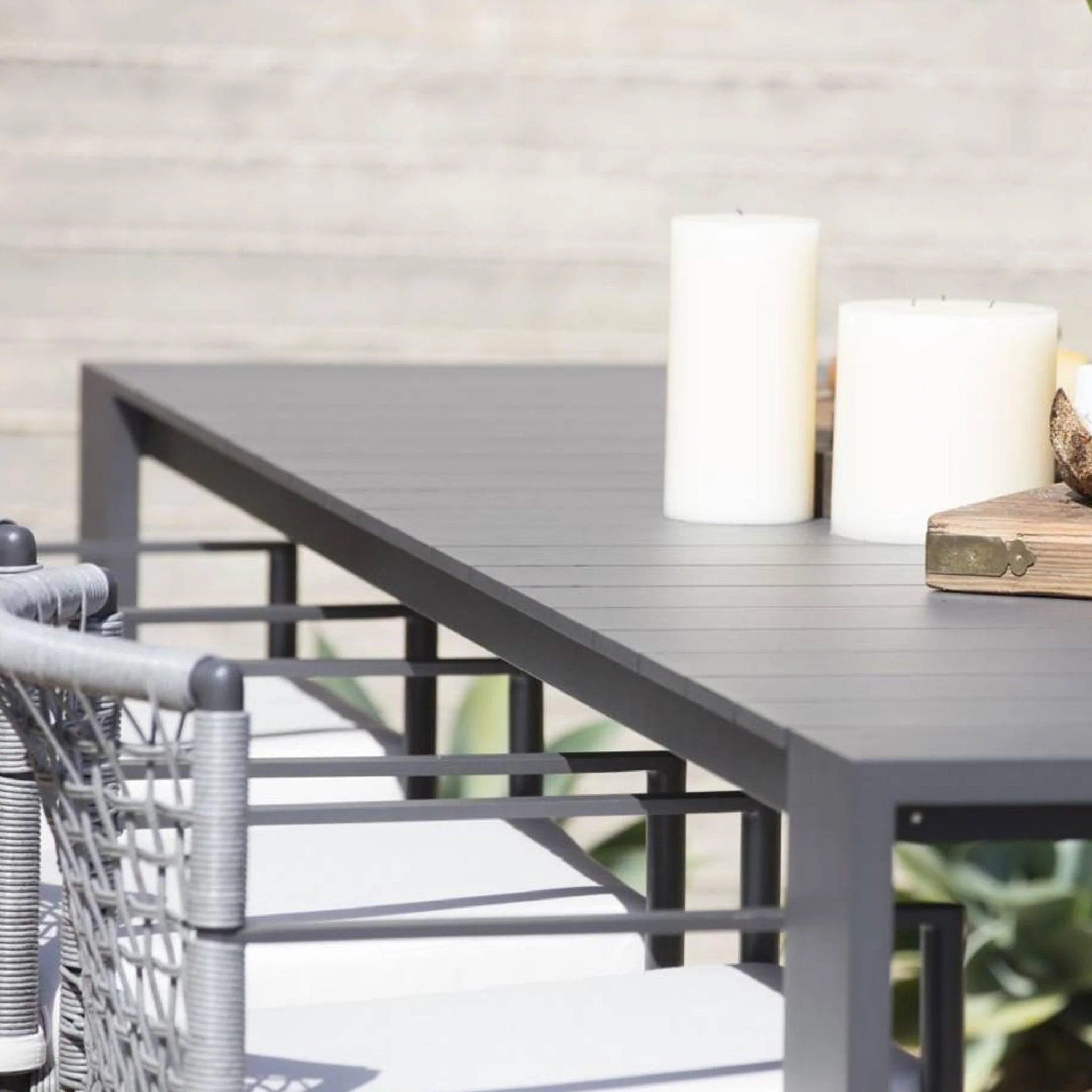 Hayman Dining Table 106" - Image 2